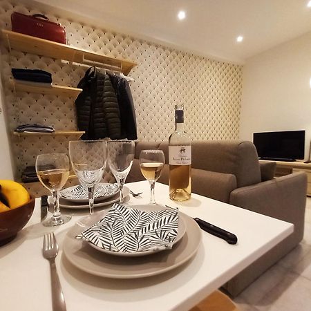 #2 Studio # Place Charmante Тулон Экстерьер фото